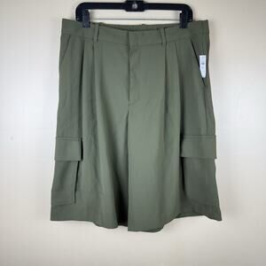 NWT Gap Women’s Olive Green Buggy Cargo Chino Shorts Size L Tall Sustainable